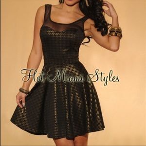 Houndstooth Sweetheart Sheer Dress